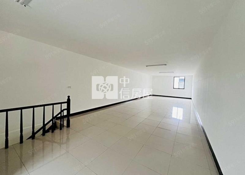 龍潭潛龍國小前院停車透天房屋室內格局與周邊環境