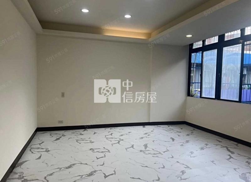 龍潭潛龍國小前院停車透天房屋室內格局與周邊環境