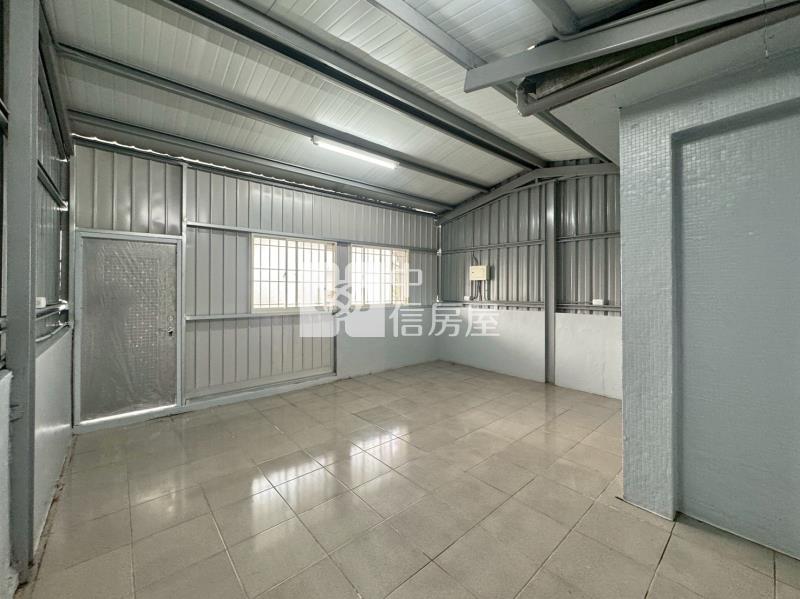 麟洛社區車庫透天房屋室內格局與周邊環境