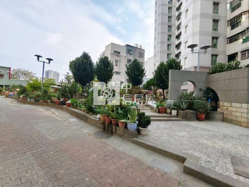 近成功大學3房大平車景觀大樓房屋室內格局與周邊環境