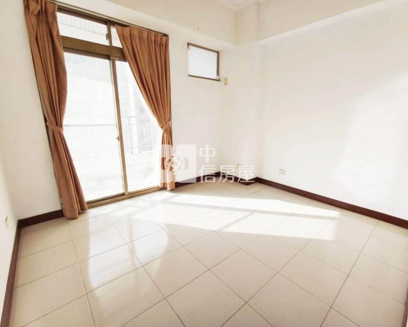 近成功大學3房大平車景觀大樓房屋室內格局與周邊環境