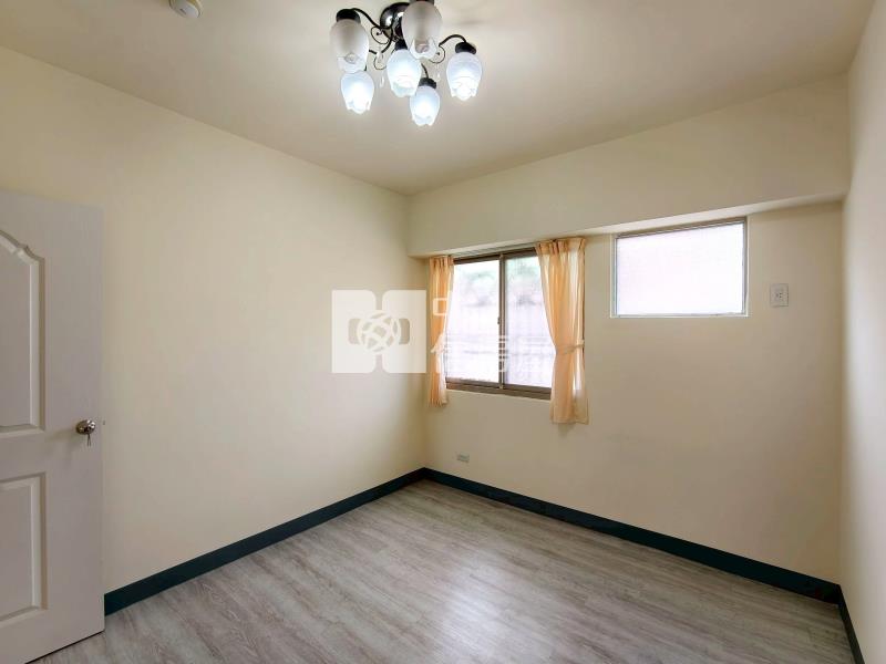 太原園道商圈親家摩登三房平車房屋室內格局與周邊環境