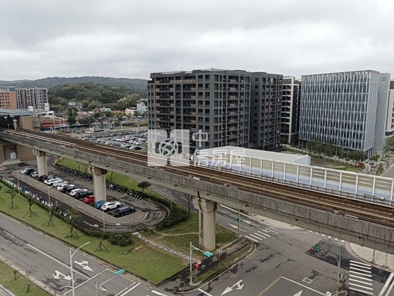 【奔馳】芳彬撰優質套房車房屋室內格局與周邊環境