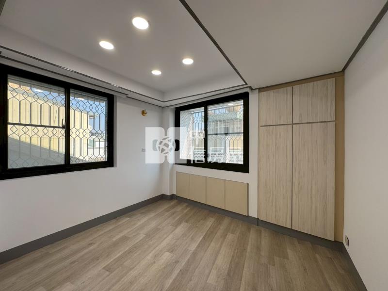 新營市場旁大坪數健身公寓房屋室內格局與周邊環境