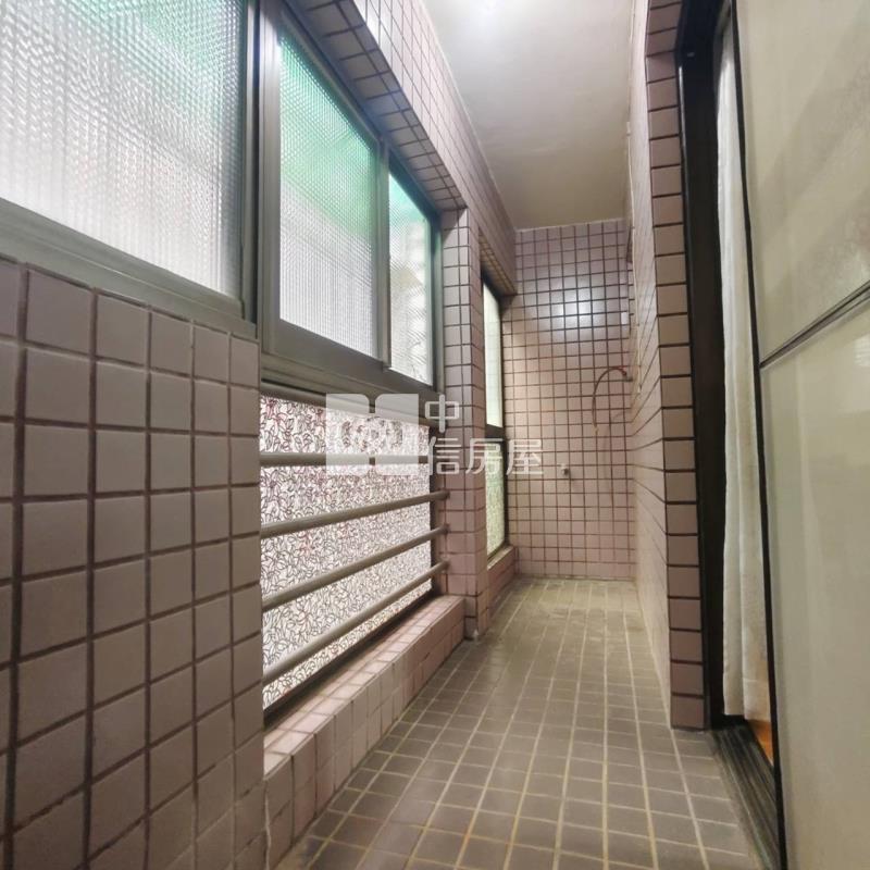 龍潭紅花綠墅社區美別墅房屋室內格局與周邊環境