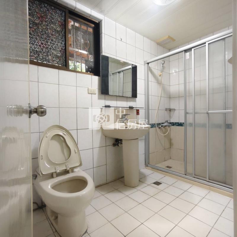 龍潭紅花綠墅社區美別墅房屋室內格局與周邊環境