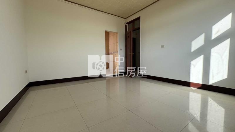 近青埔田邊豪宅大農舍房屋室內格局與周邊環境