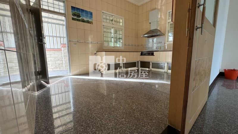 近青埔田邊豪宅大農舍房屋室內格局與周邊環境