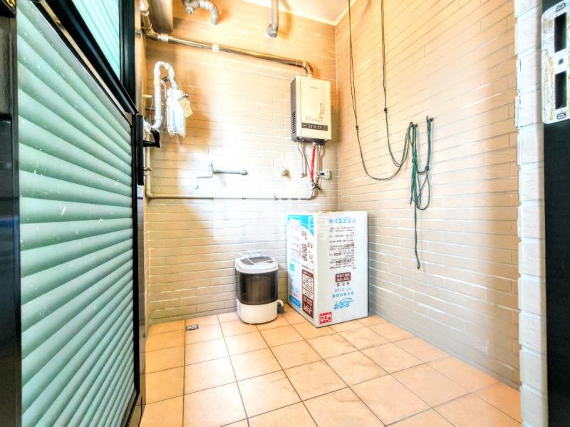 寓上花園.後棟寧靜2房+車位.東山軍功商圈房屋室內格局與周邊環境