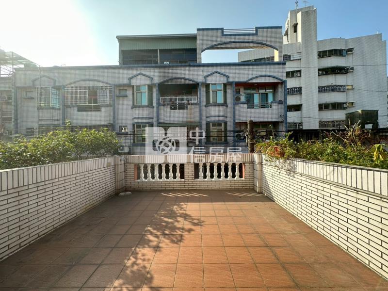 塗城國小孝親房大車庫臨路透天房屋室內格局與周邊環境