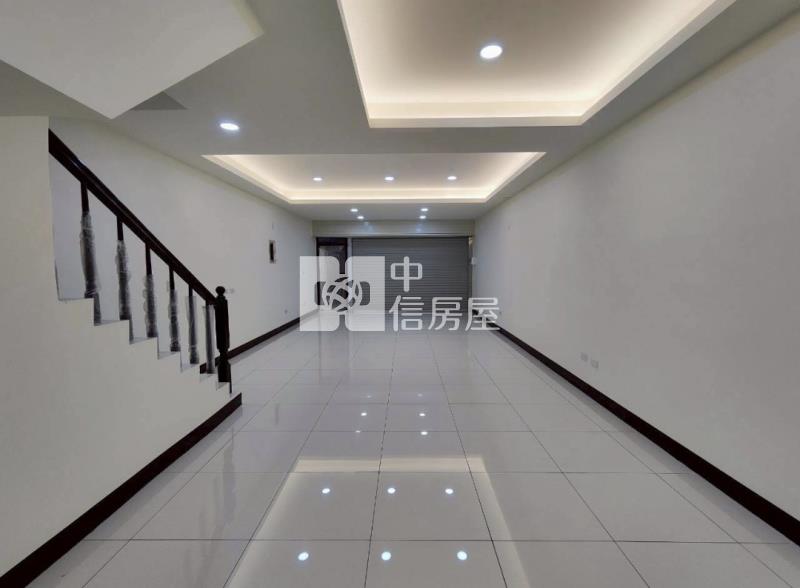 中壢體育園區翻新美透天房屋室內格局與周邊環境