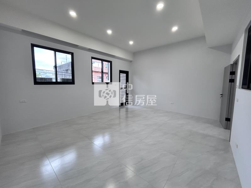 獨家-平鎮66大面寬車庫美透天房屋室內格局與周邊環境