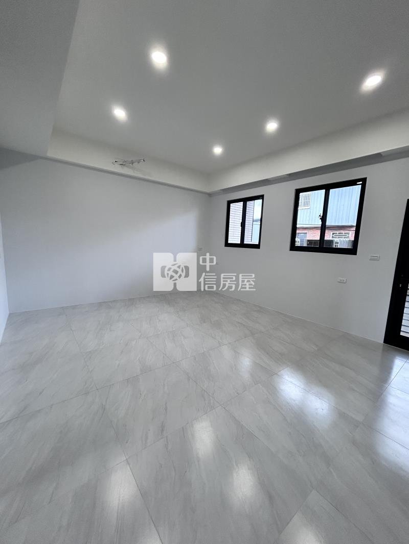 獨家-平鎮66大面寬車庫美透天房屋室內格局與周邊環境