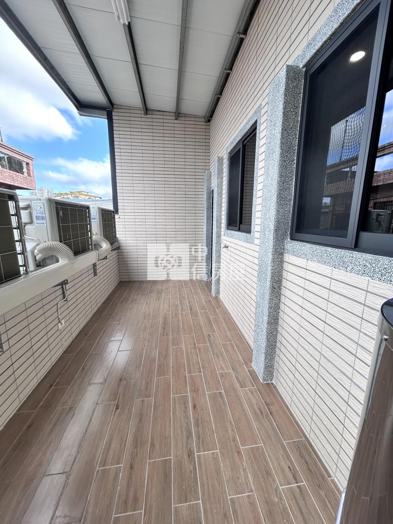 獨家-平鎮66大面寬車庫美透天房屋室內格局與周邊環境