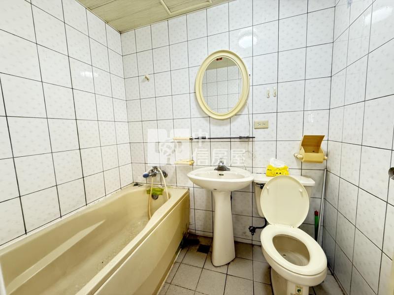 楊梅體育園區愛買商圈美3房平面車房屋室內格局與周邊環境