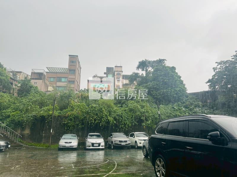 ▲暖暖建地房屋室內格局與周邊環境