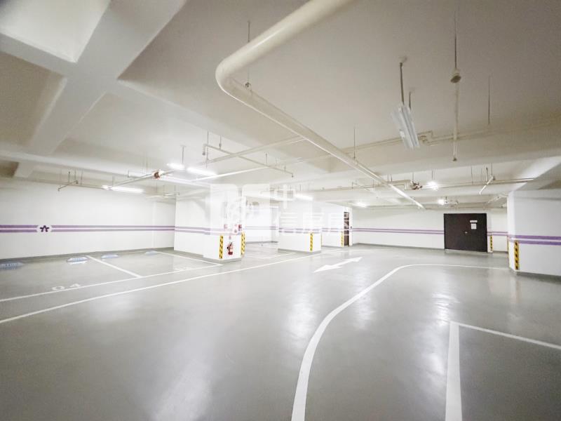 中山醫前棟樹梢戶三房平車房屋室內格局與周邊環境