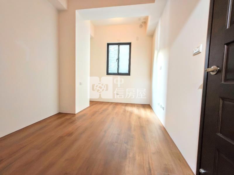 太平*映美墅*精品電梯店面~新成屋.全新未住.房屋室內格局與周邊環境