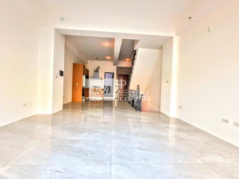 太平*映美墅*精品電梯店面~新成屋.全新未住.房屋室內格局與周邊環境