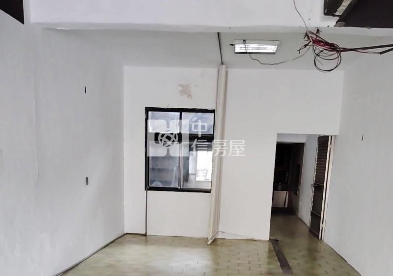 員林㊣靜修路店面房屋室內格局與周邊環境