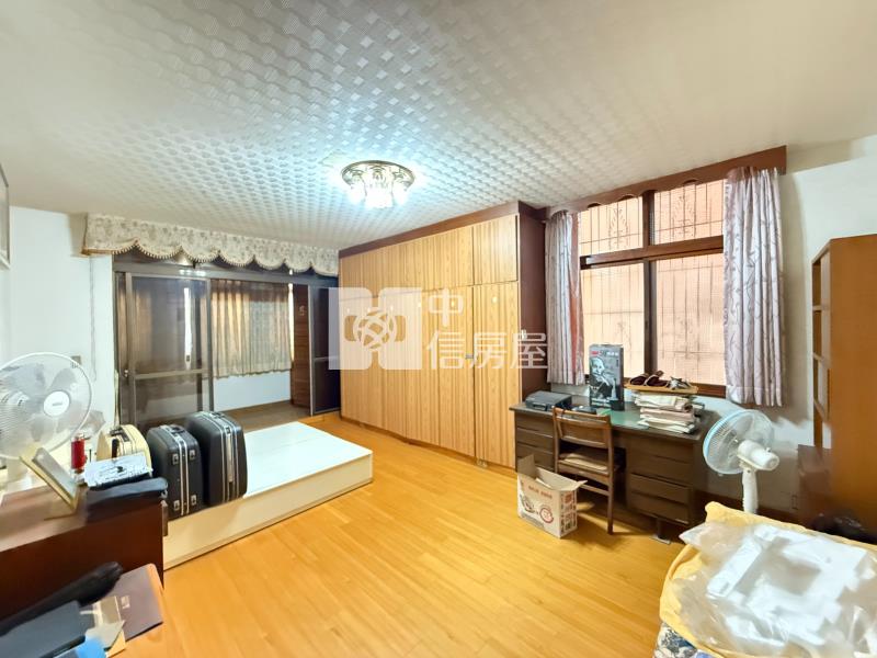 昌平路商圈104地坪獨棟豪墅房屋室內格局與周邊環境