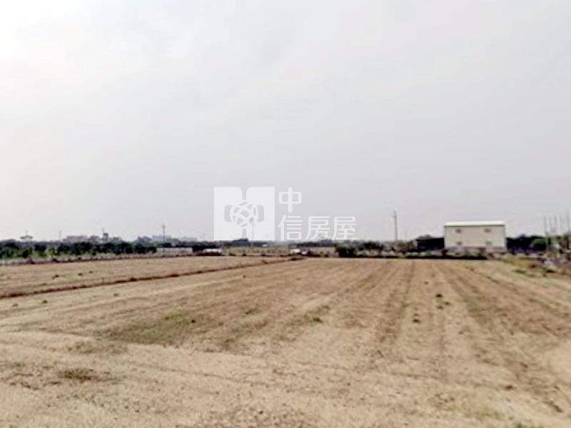 麻豆交流道特定區都內農地房屋室內格局與周邊環境