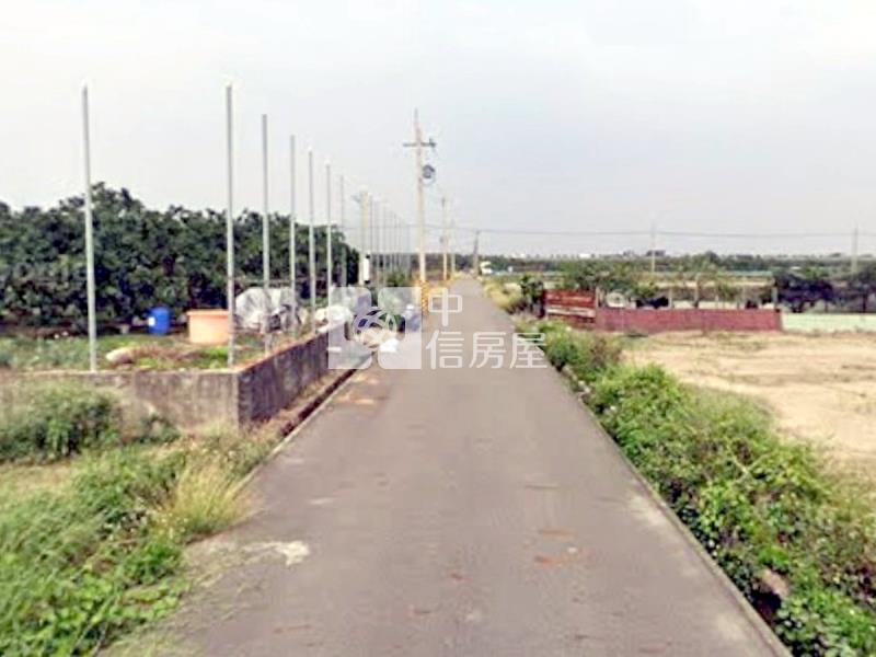 麻豆交流道特定區都內農地房屋室內格局與周邊環境