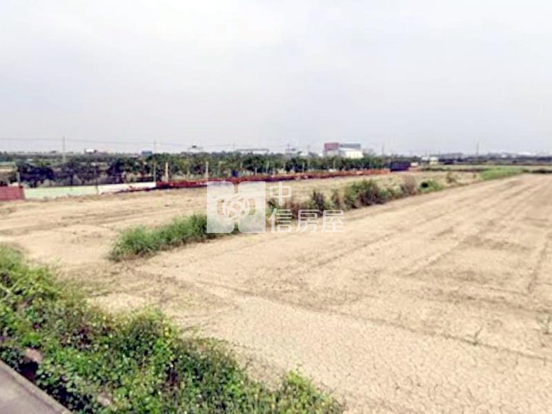 麻豆交流道特定區都內農地房屋室內格局與周邊環境