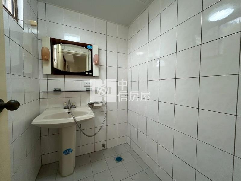 萬大市場旁優質美三房房屋室內格局與周邊環境