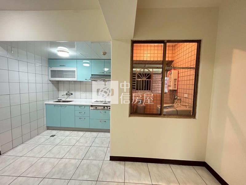 萬大市場旁優質美三房房屋室內格局與周邊環境