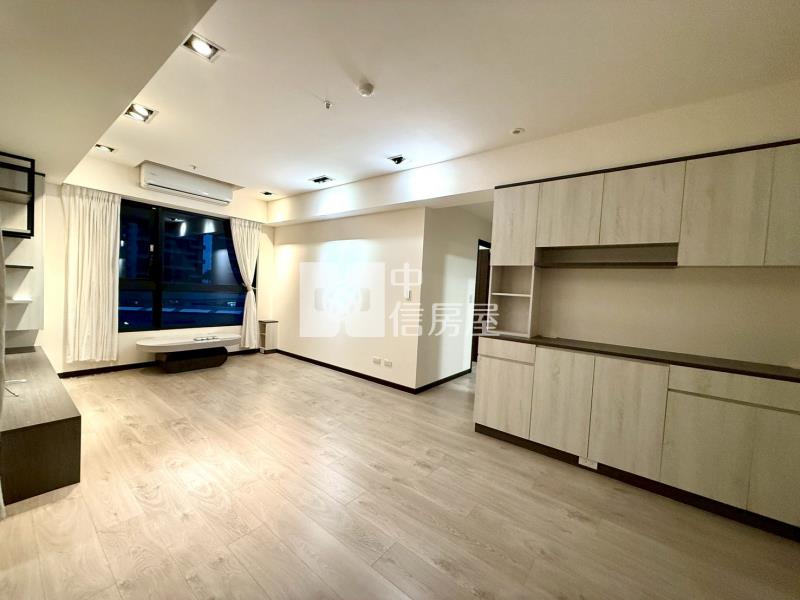 國峰苑景觀三房車房屋室內格局與周邊環境