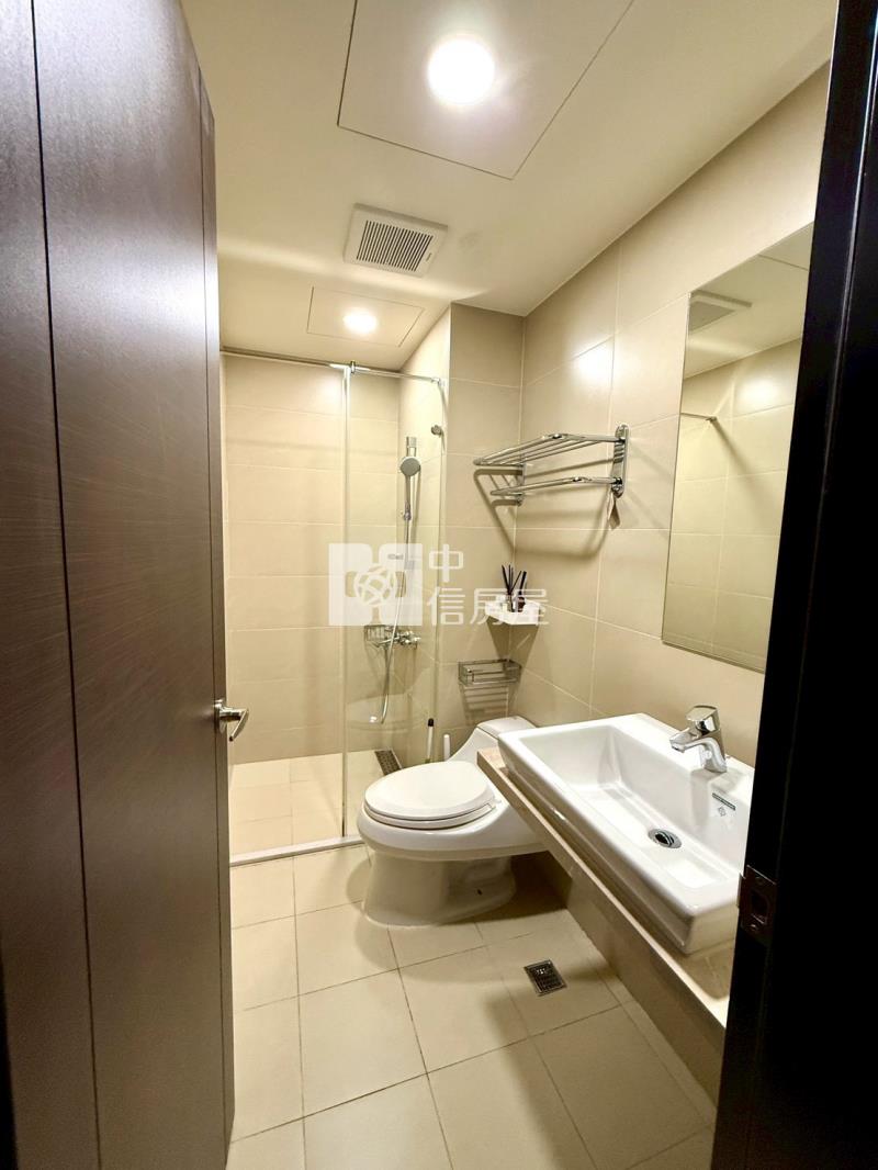 國峰苑景觀三房車房屋室內格局與周邊環境