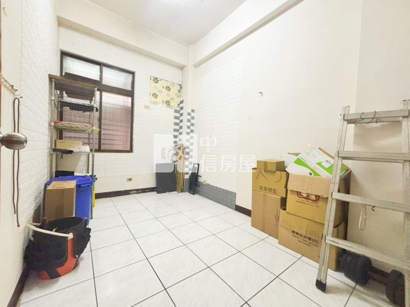 【奔馳】長榮鎮(三房低總價公寓)房屋室內格局與周邊環境