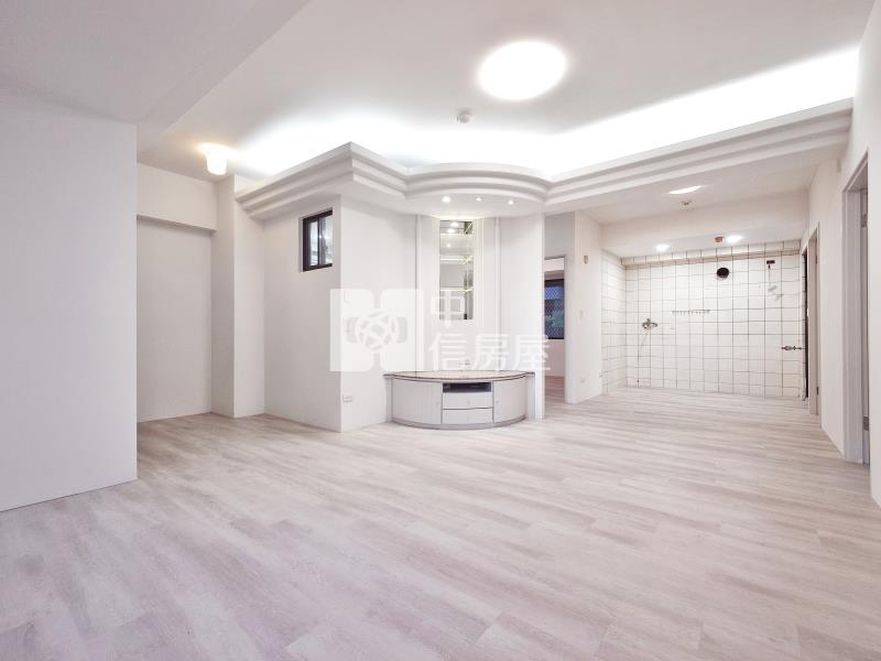 育仁藝術林園三房平車房屋室內格局與周邊環境