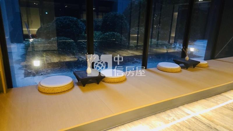 桃園A18高鐵站前兩房平面車位房屋室內格局與周邊環境