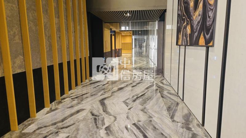 桃園A18高鐵站前兩房平面車位房屋室內格局與周邊環境