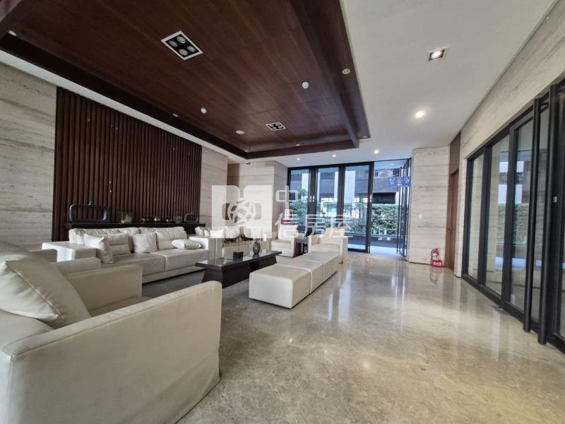 南區聯上W1舒適首購平車寓房屋室內格局與周邊環境