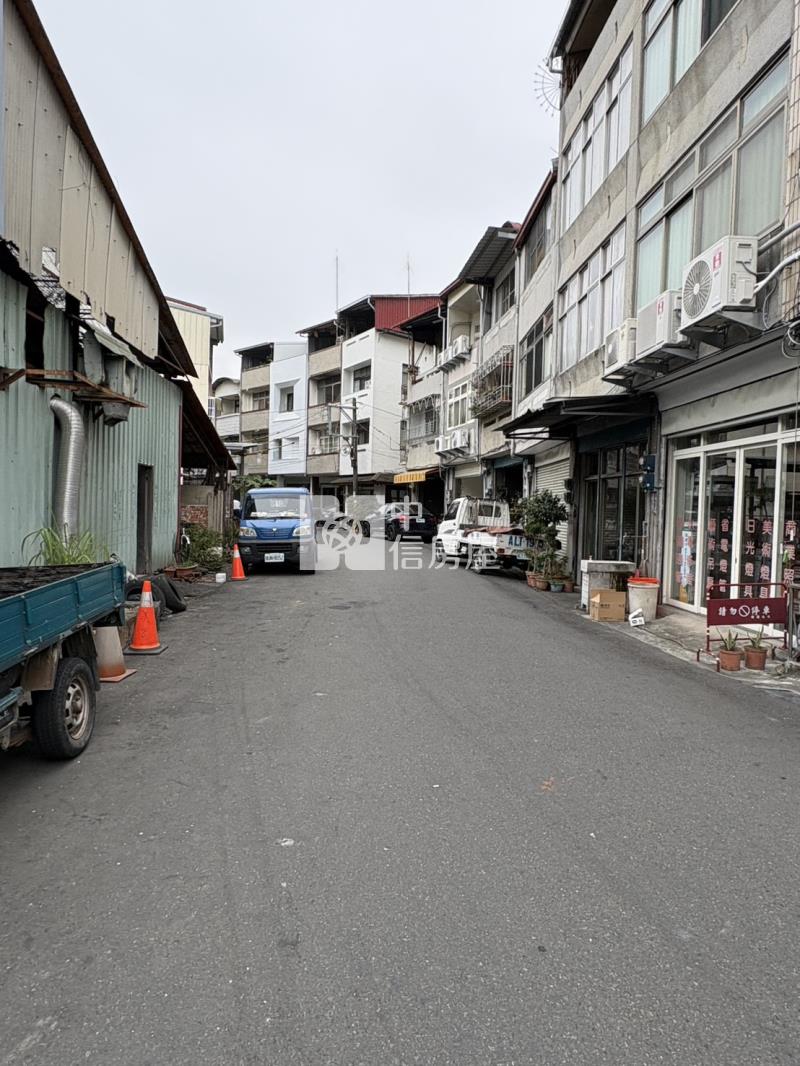 忠孝美透天房屋室內格局與周邊環境