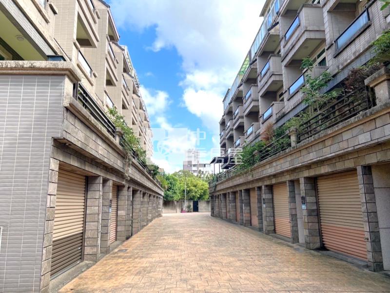 紫藤園雙車精美別墅房屋室內格局與周邊環境