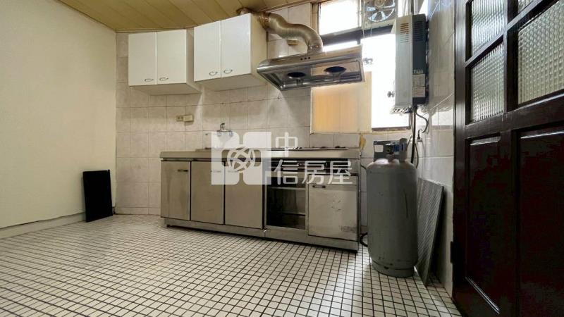 捷運A22站3樓美寓房屋室內格局與周邊環境