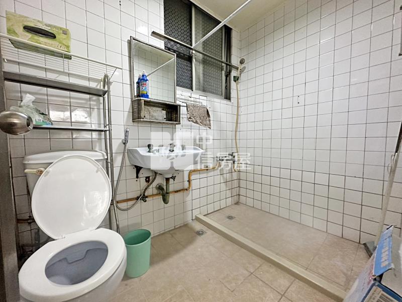 衛道中學旁3樓美寓房屋室內格局與周邊環境