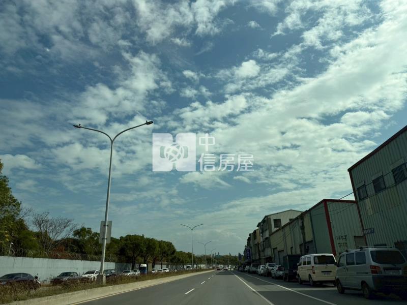 清泉崗產業區穩定現金流收租農地房屋室內格局與周邊環境