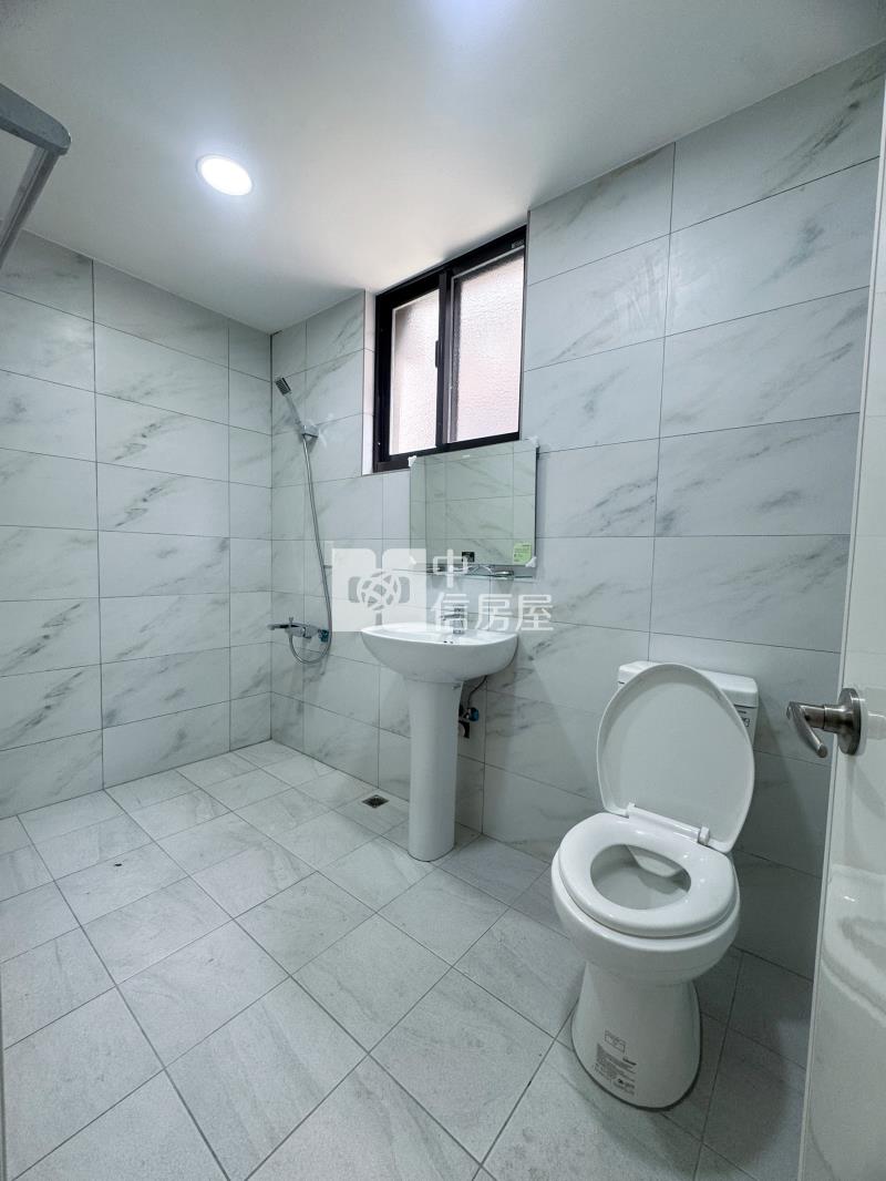 新屋埔頂國小整新透天房屋室內格局與周邊環境