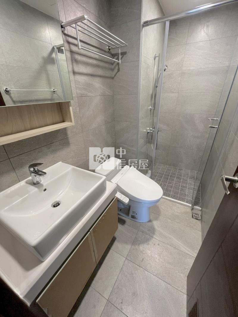 新光特區樹孝商圈全新2房B1平車房屋室內格局與周邊環境