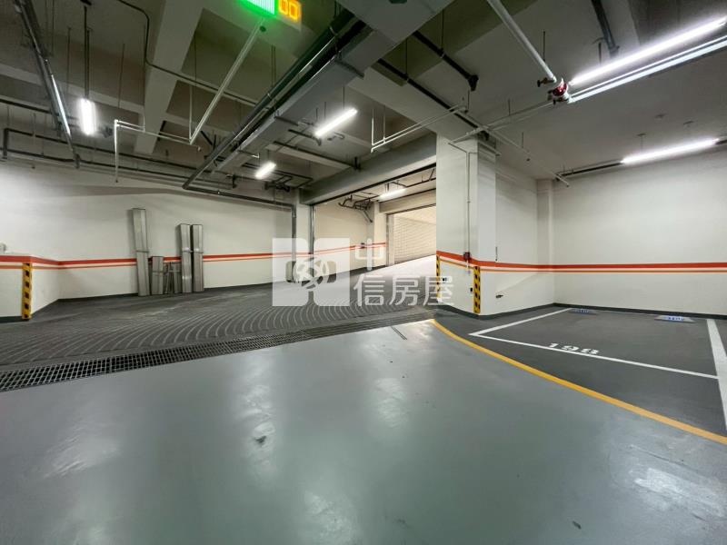 新光特區樹孝商圈全新2房B1平車房屋室內格局與周邊環境