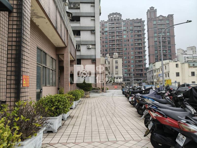 桃園中平商圈一樓金店面房屋室內格局與周邊環境