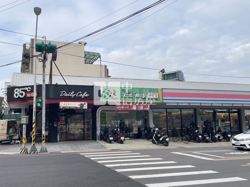 【安家】專任-平鎮鼎藏樸麗挑高店面1樓房屋室內格局與周邊環境