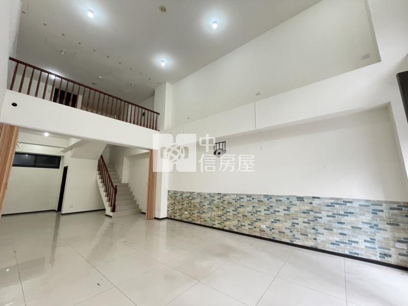 【安家】專任-平鎮鼎藏樸麗挑高店面1樓房屋室內格局與周邊環境