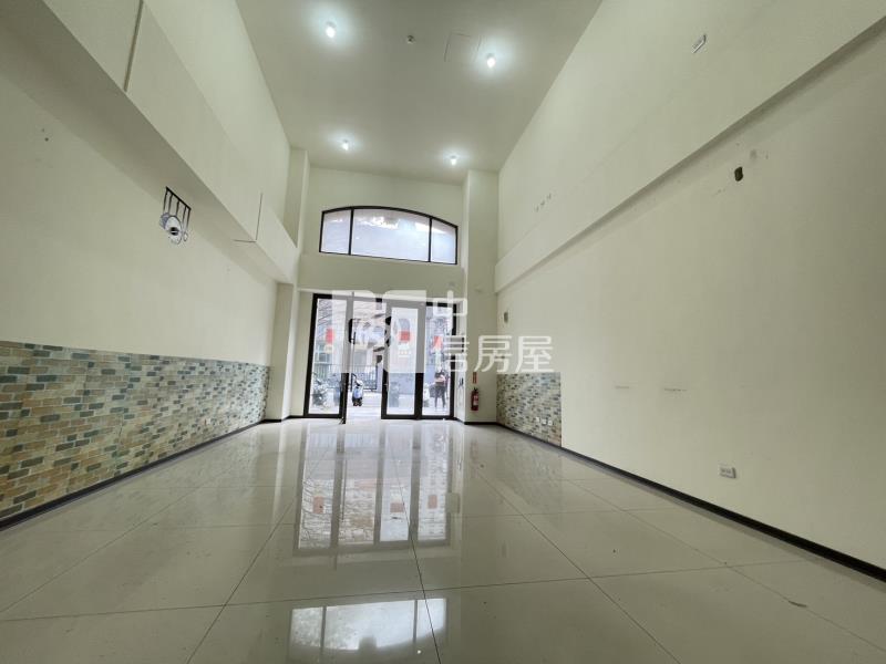 【安家】專任-平鎮鼎藏樸麗挑高店面1樓房屋室內格局與周邊環境