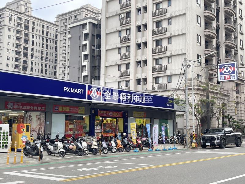 【安家】專任-平鎮鼎藏樸麗挑高店面1樓房屋室內格局與周邊環境